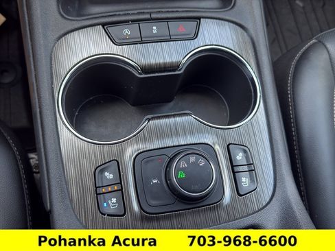 Used 2023 GMC Acadia SLT w/ Elevation Edition AWD/4WD image 17