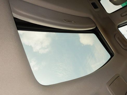 Used 2014 Honda Odyssey EX-L image 18
