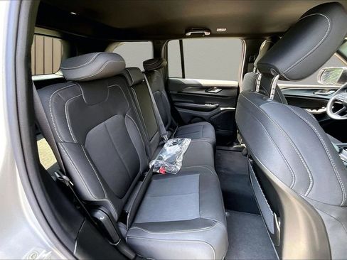 New 2026 Jeep Grand Cherokee Laredo RWD image 19