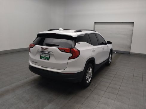 Used 2019 GMC Terrain SLE w/ Driver Convenience Package FWD image 9