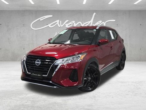 Used 2024 Nissan Kicks SV FWD image 1