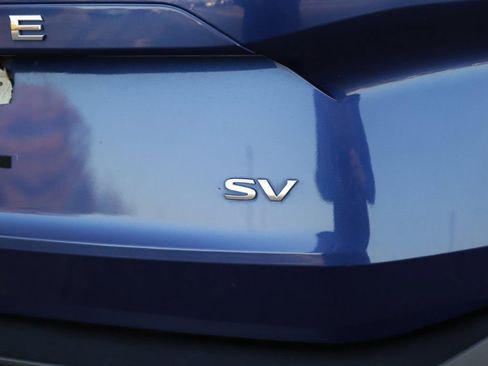 Used 2023 Nissan Rogue SV image 32