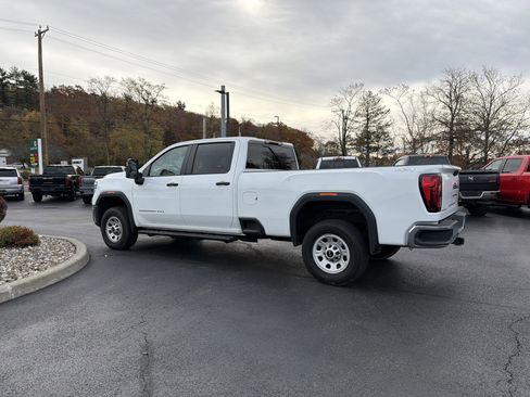 Used 2024 GMC Sierra 2500 Pro w/ Convenience Package image 8