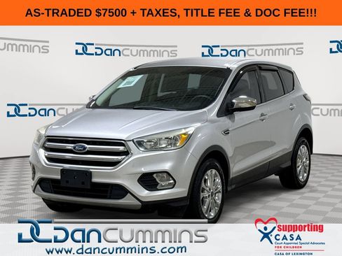 Used 2017 Ford Escape SE AWD/4WD image 1