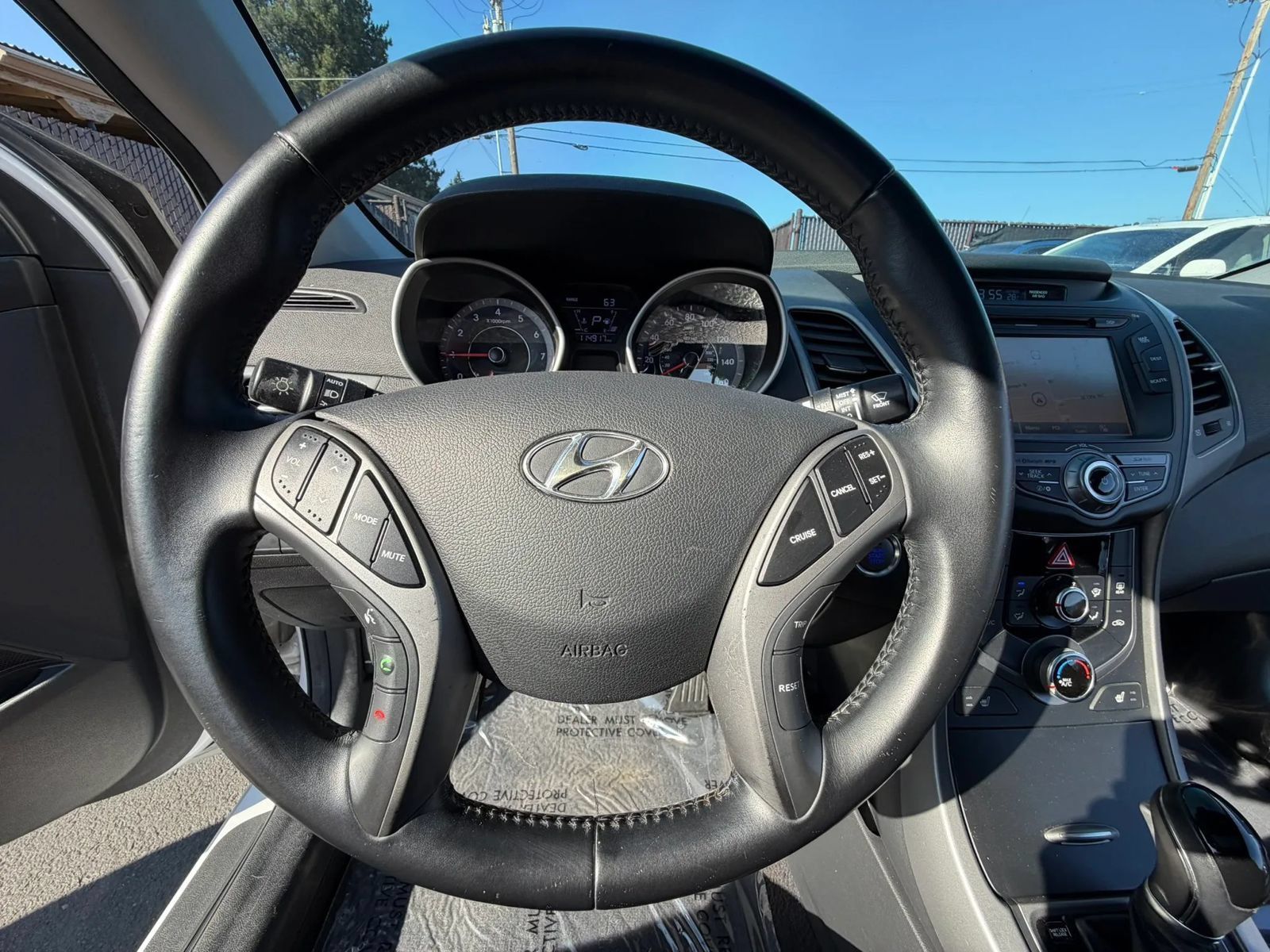 Used 2014 Hyundai Elantra w/ Option Group 2 FWD image 19