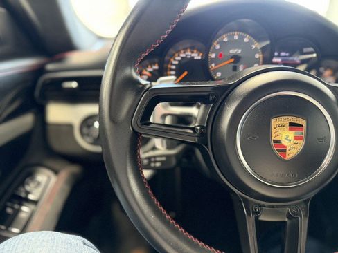 Used 2018 Porsche 911 GT3 RWD image 33