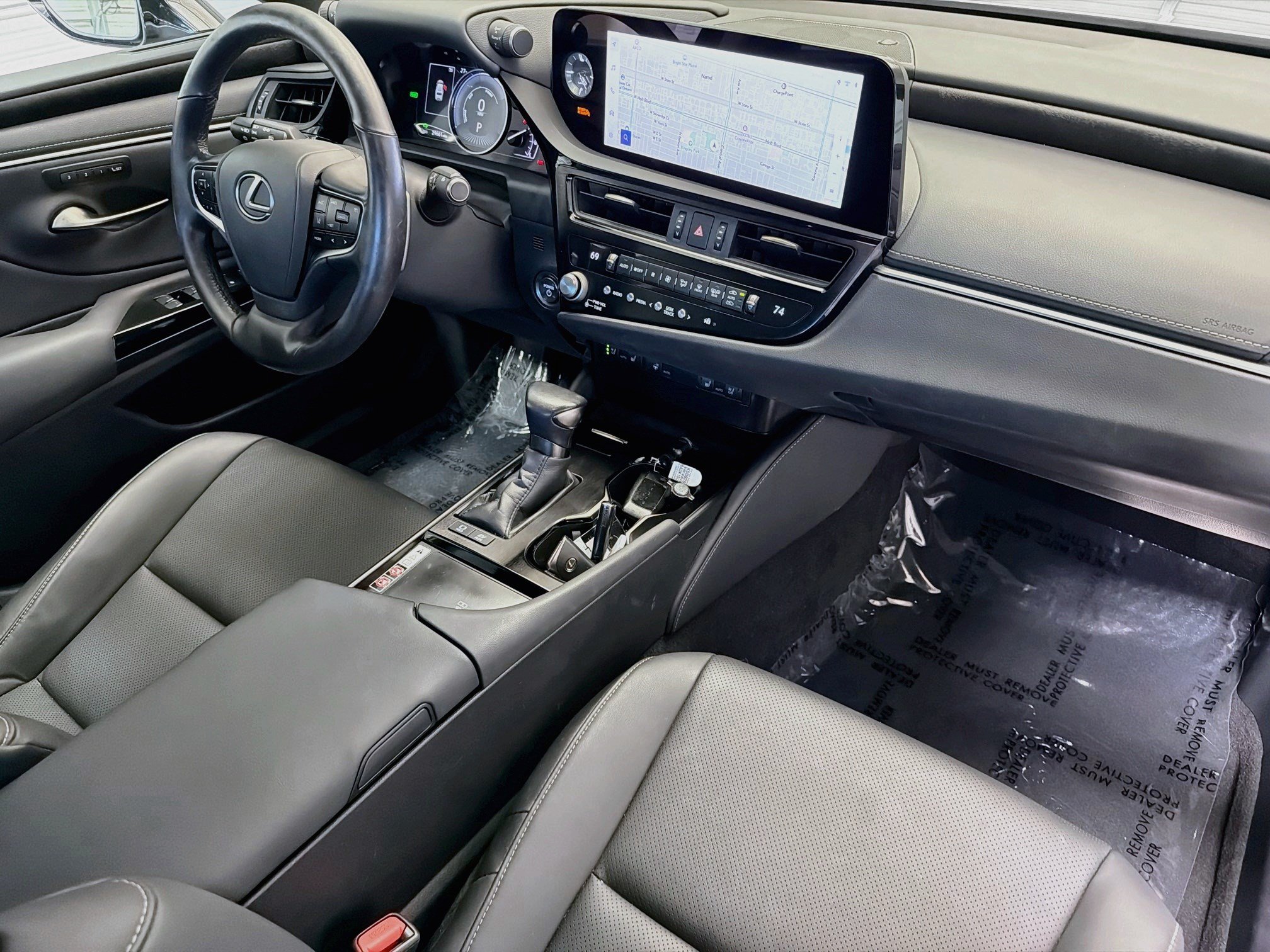Used 2024 Lexus ES 300h w/ Premium Package FWD image 12