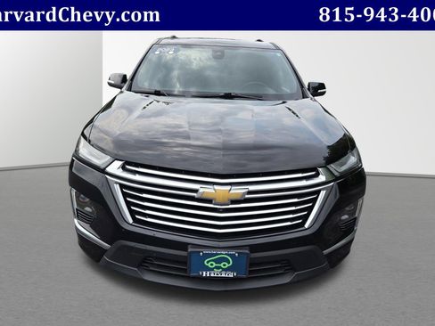 Used 2023 Chevrolet Traverse Premier AWD/4WD image 2