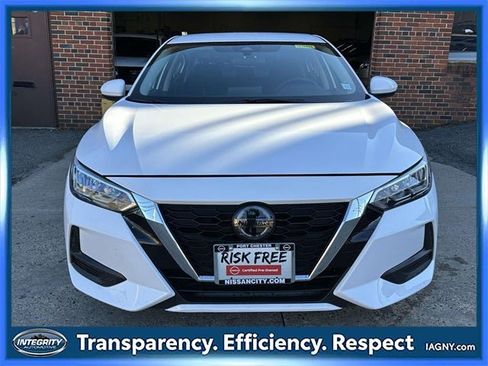 Certified 2023 Nissan Sentra SV image 9