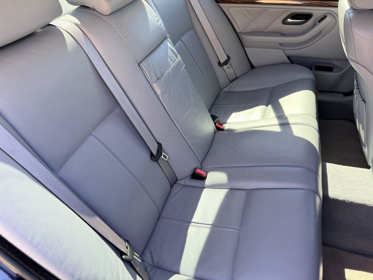 Used 2001 BMW 540i Sedan RWD image 17