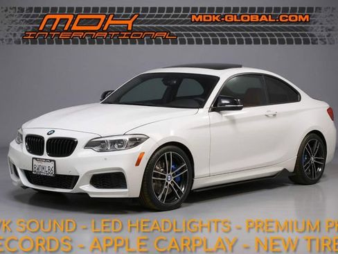 Used 2018 BMW M240i Coupe RWD image 1