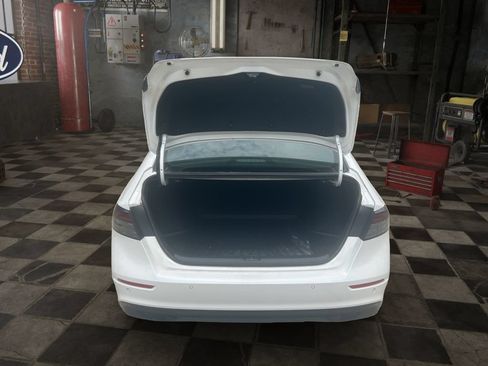 Used 2025 Honda Accord Touring image 10