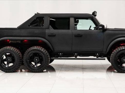 Used 2022 Ford Bronco Outer Banks image 7