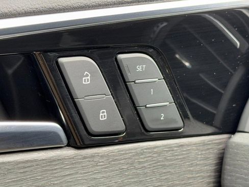 Used 2023 Audi A4 2.0T Premium Plus w/ Premium Plus Package image 17