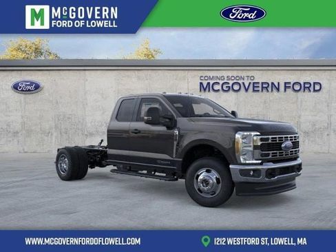 New 2026 Ford F350 XL w/ XL Chrome Package AWD/4WD image 1