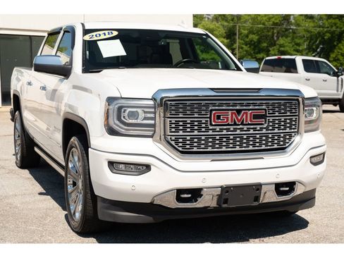 Used 2018 GMC Sierra 1500 Denali w/ Denali Ultimate Package AWD/4WD image 36