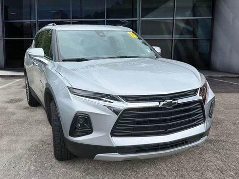 Used 2022 Chevrolet Blazer LT FWD image 1