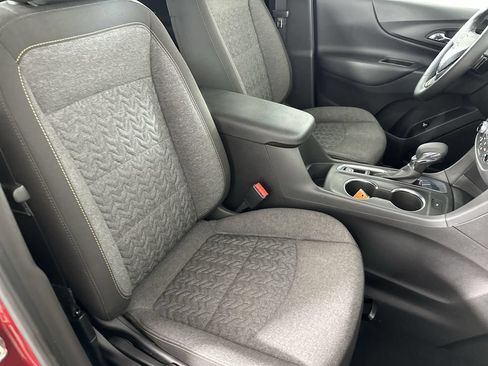 Used 2023 Chevrolet Equinox LT FWD image 29