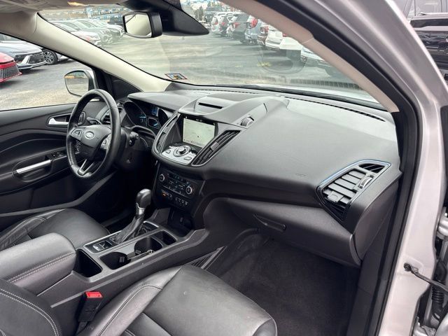 Used 2018 Ford Escape Titanium w/ Ford Safe & Smart Package AWD/4WD image 40