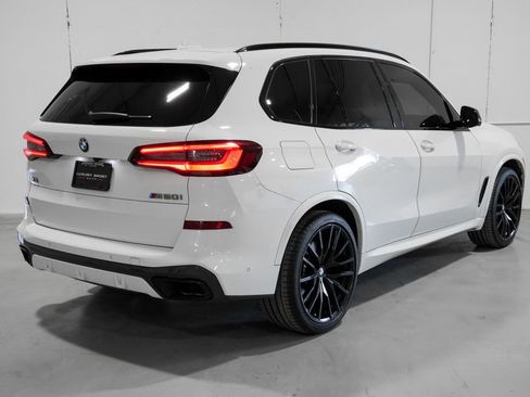 Used 2022 BMW X5 M50i w/ Executive Package image 6