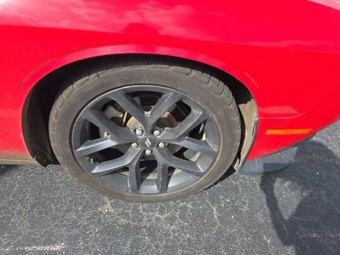 Used 2021 Dodge Challenger GT w/ Plus Package RWD image 9