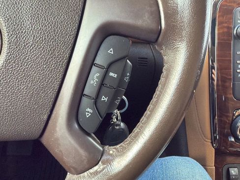 Used 2013 Buick Enclave Leather image 11