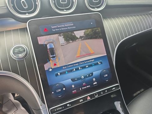 Used 2022 Mercedes-Benz C 300 4MATIC Sedan w/ Pinnacle Trim Package image 25