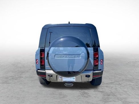 Used 2024 Land Rover Defender 110 X-Dynamic SE AWD/4WD image 6