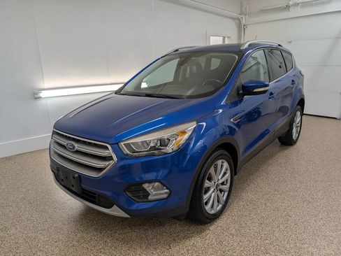 Used 2017 Ford Escape Titanium FWD image 2