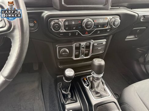 Used 2021 Jeep Wrangler Unlimited Sport AWD/4WD image 13
