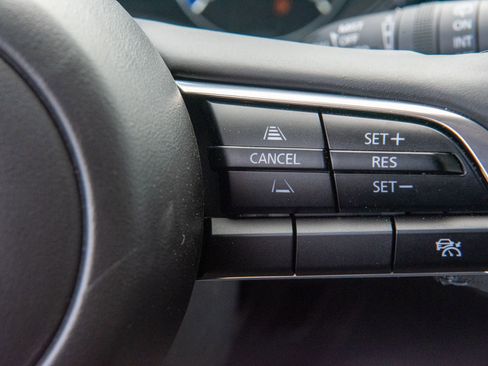 New 2024 MAZDA CX-30 Carbon image 26