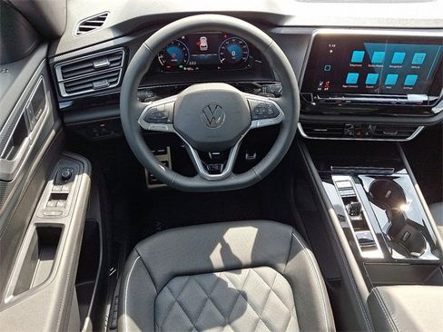 New 2026 Volkswagen Atlas Cross Sport SEL Premium R-Line image 7