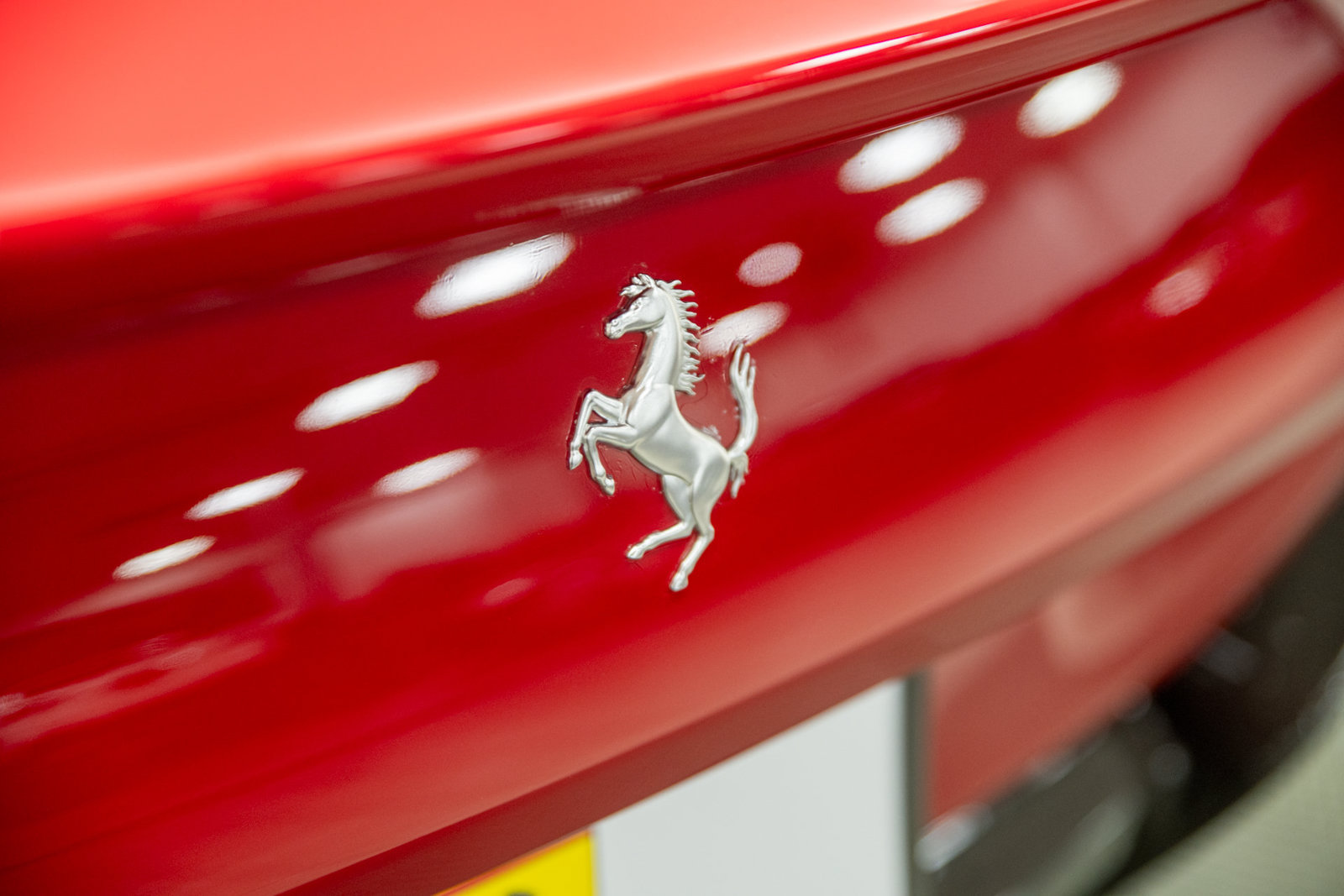 Used 2022 Ferrari Roma RWD image 39