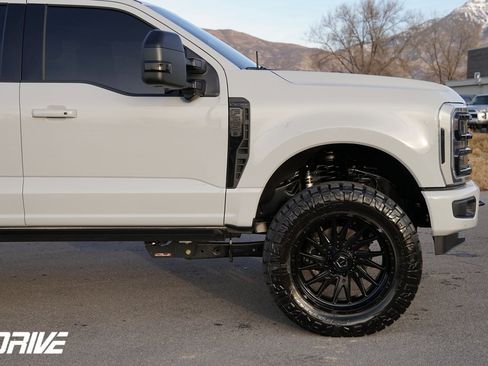 Used 2026 Ford F350 Platinum image 13