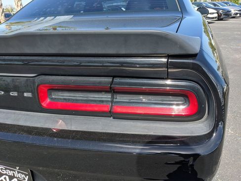 Used 2018 Dodge Challenger R/T Plus image 12