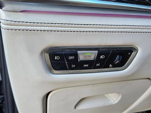 Used 2019 BMW X7 xDrive40i w/ Premium Package image 10