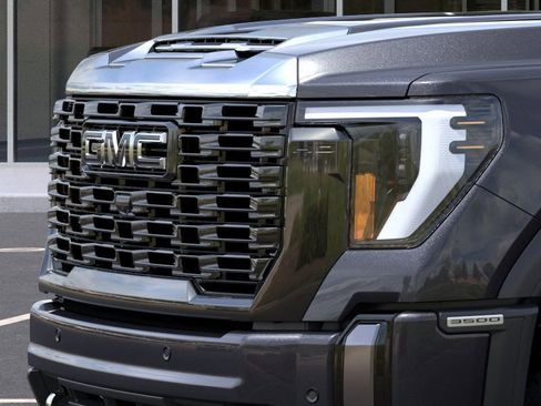 New 2026 GMC Sierra 3500 Denali Ultimate image 13