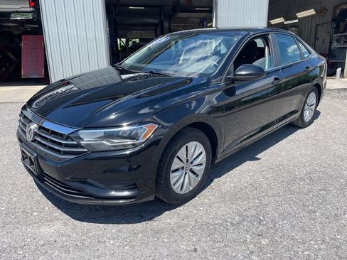 Used 2019 Volkswagen Jetta S w/ Driver Assistance Package FWD image 3