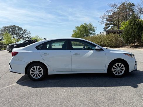 Used 2019 Kia Forte Sedan image 4