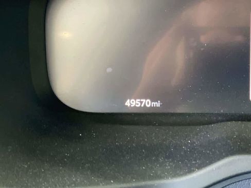 Used 2024 Toyota RAV4 Limited image 18