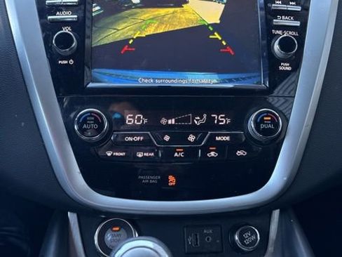 Certified 2018 Nissan Murano SV image 10