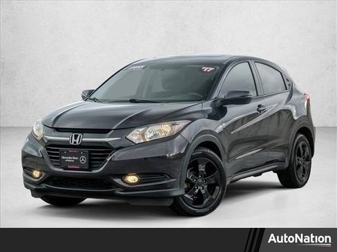 Used 2017 Honda HR-V EX image 1