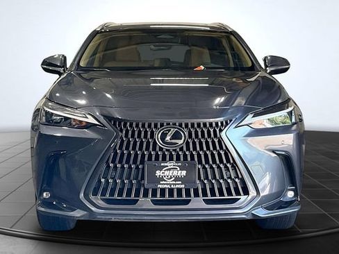 Used 2023 Lexus NX 250 FWD image 3