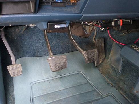 Used 1992 Chevrolet Silverado 1500 4x4 Extended Cab image 32