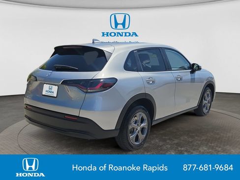 New 2027 Honda HR-V LX image 5