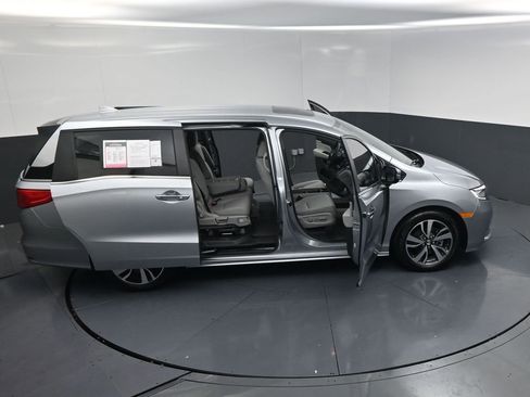 Used 2024 Honda Odyssey Touring image 26