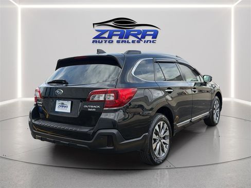 Used 2018 Subaru Outback 3.6R Touring w/ Popular Package #3 AWD/4WD image 7