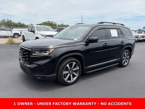 Used 2023 Honda Pilot Elite image 3