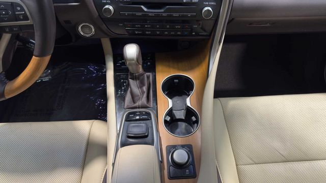 Used 2017 Lexus RX 350 FWD w/ Premium Package image 21