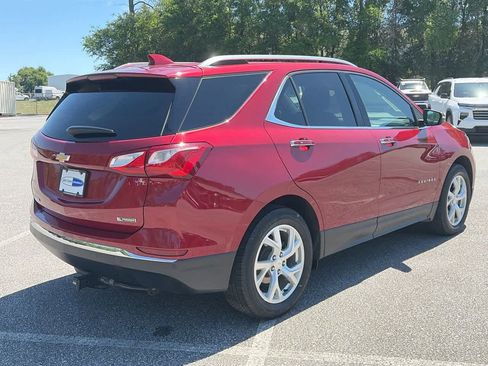 Used 2018 Chevrolet Equinox Premier FWD image 4